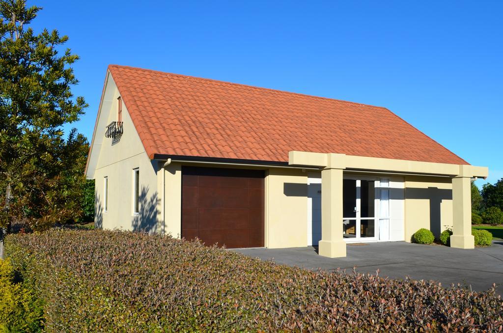 A Touch Of Tuscany At Hillsborough New Plymouth Esterno foto